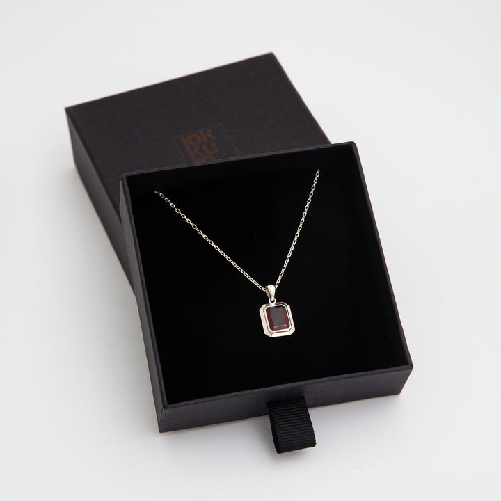 Lokkum Essence Necklace-Garnet
