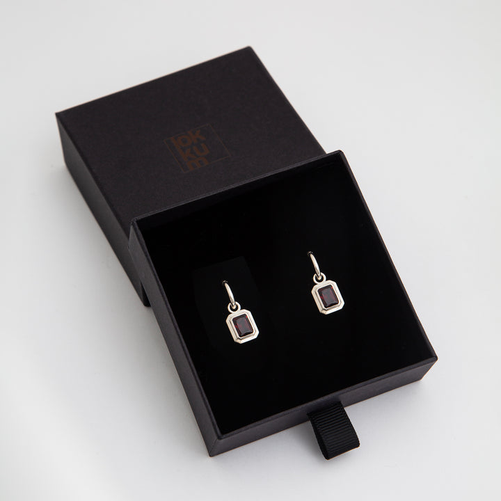 Lokkum Essence earrings-Garnet