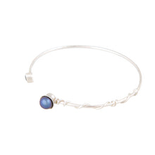 Load image into Gallery viewer, Black Pearl Bangle-Silver
