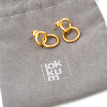 Load image into Gallery viewer, Cunky Chain Drop Earrings- Gold
