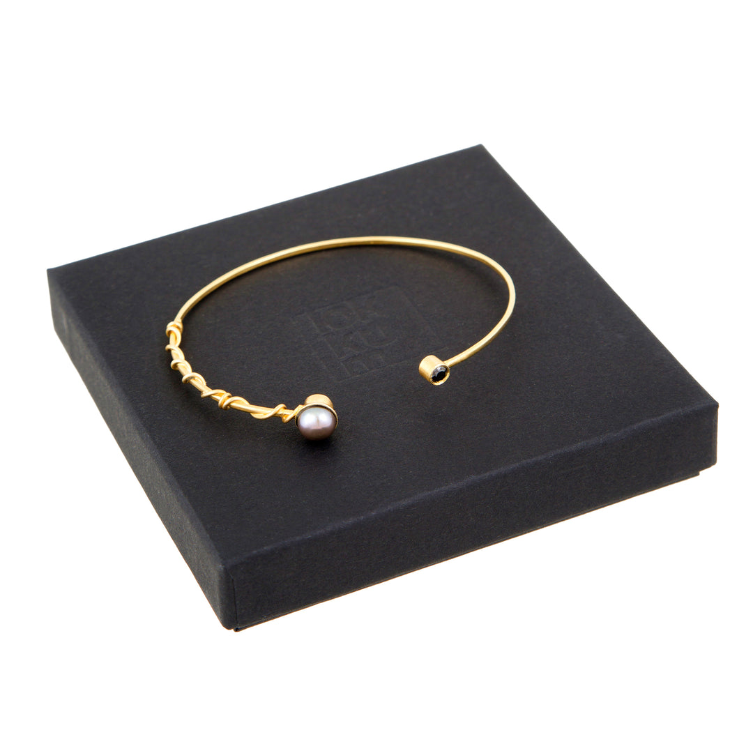Black Pearl Bangle-Gold