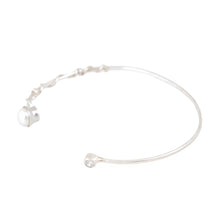 Load image into Gallery viewer, White Pearl Bangle-Silver
